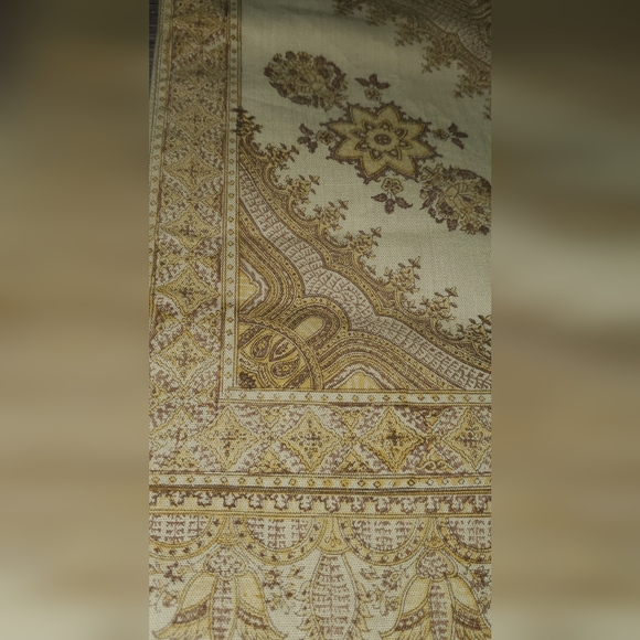 Pottery Barn Table Runner 18X92 Gold Cotton Beautiful - Picture 6 of 8